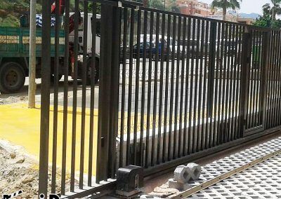Instalación Tecnidoor de motor corredera C720 FAAC