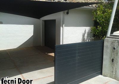 Instalación puerta corredera con motor 740 FAAC